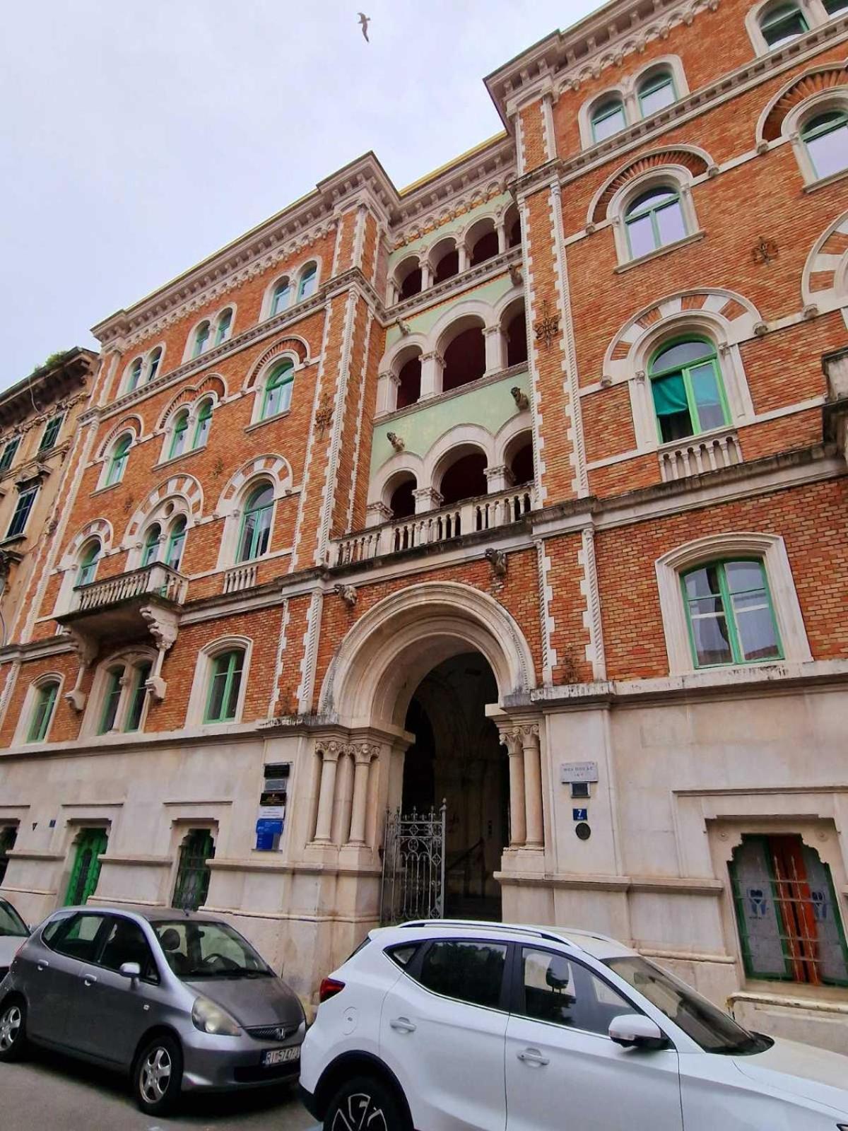 Veneziana Apartments غييكا المظهر الخارجي الصورة