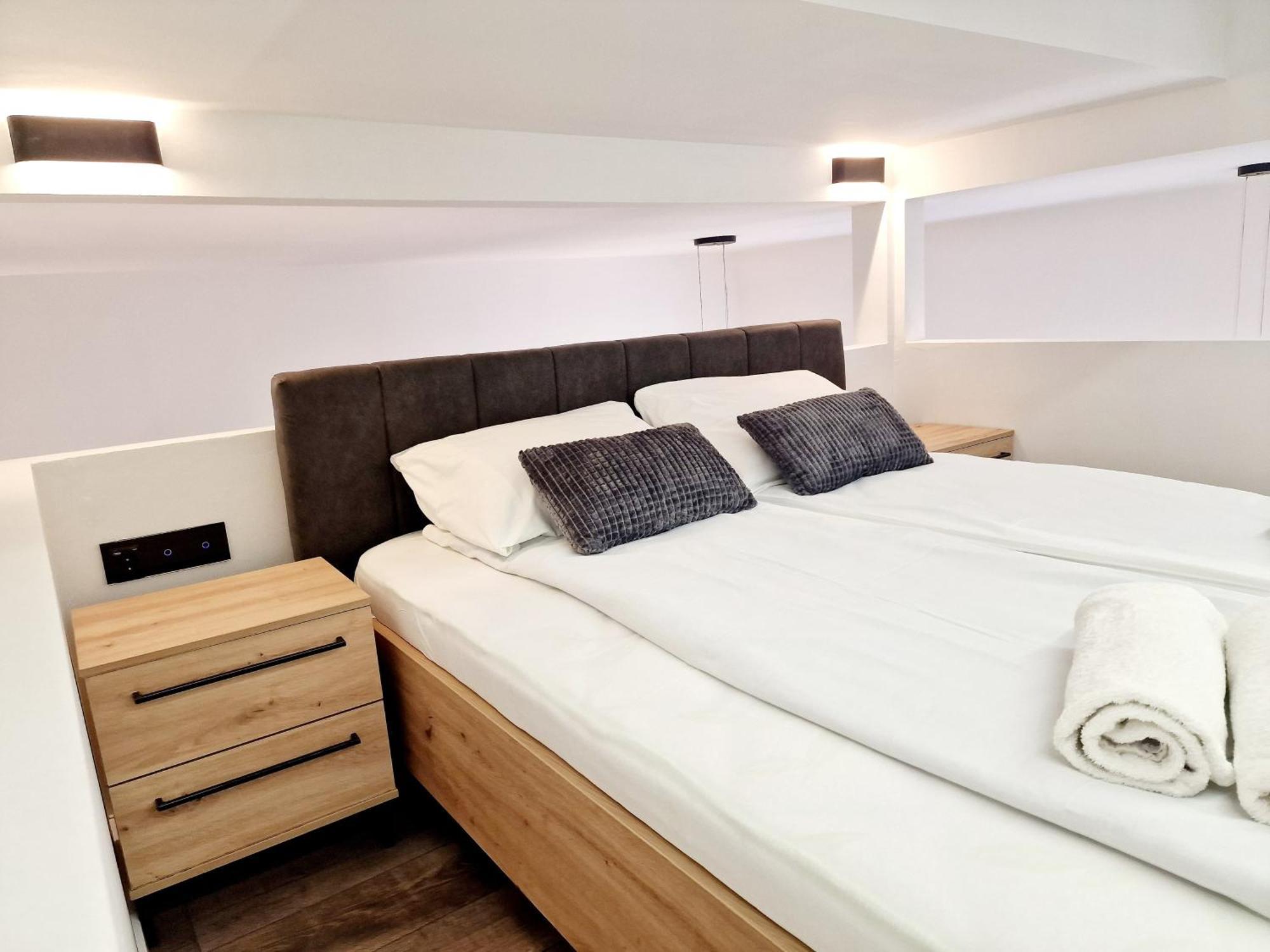 Veneziana Apartments غييكا المظهر الخارجي الصورة